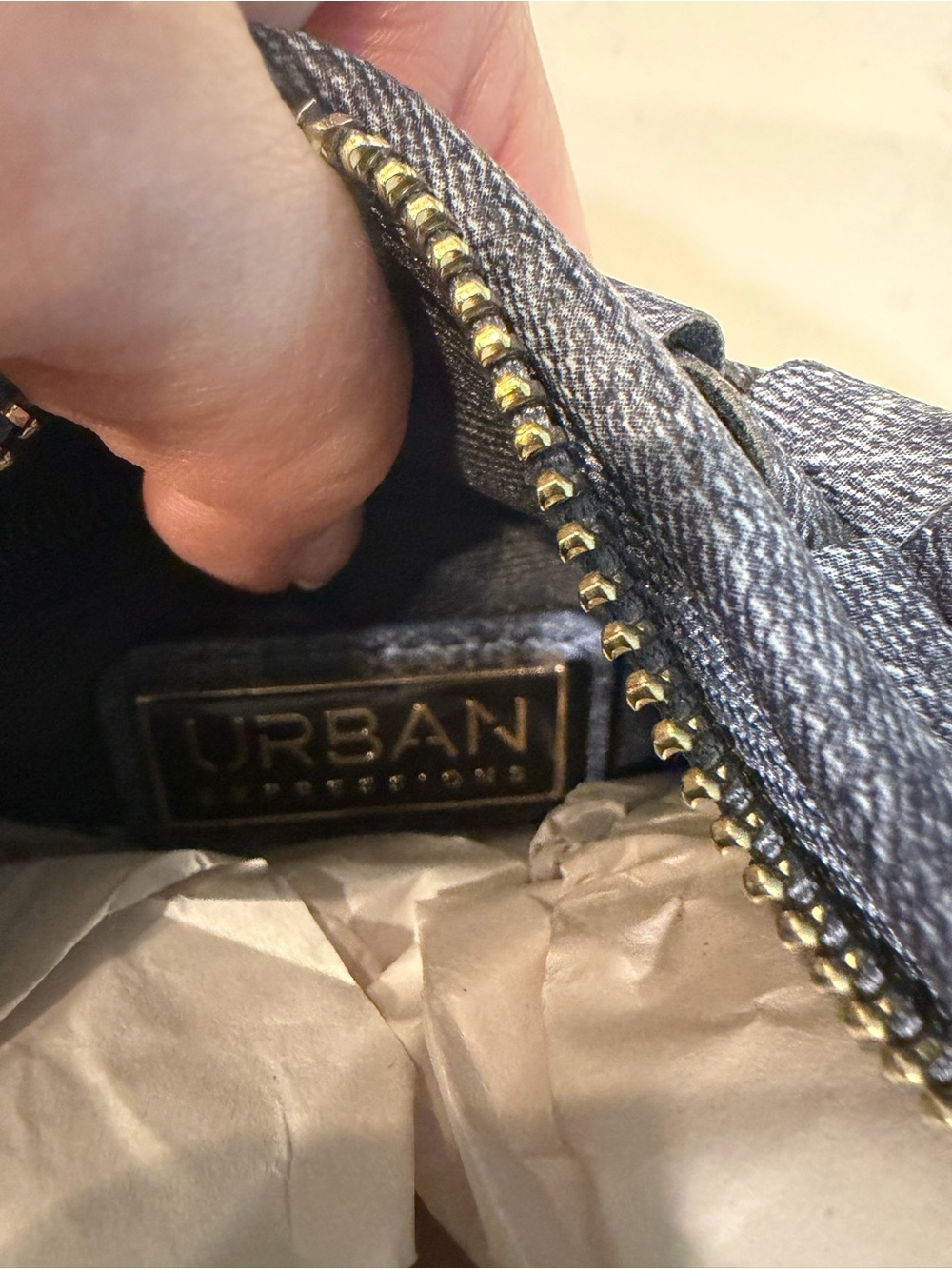 Urban Expressions Black Gray Textured Crossbody with Gold Hardware